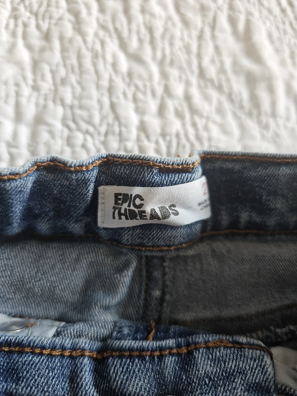 Old Navy Light Blue Distressed Kids Jeans Pair Old Navy/Epic Threads Boy 2T